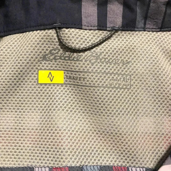 Eddie  Bauer Travex Button Shirt Womens Size XL Plaid Short Sleeve Shirt - Picture 6 of 16